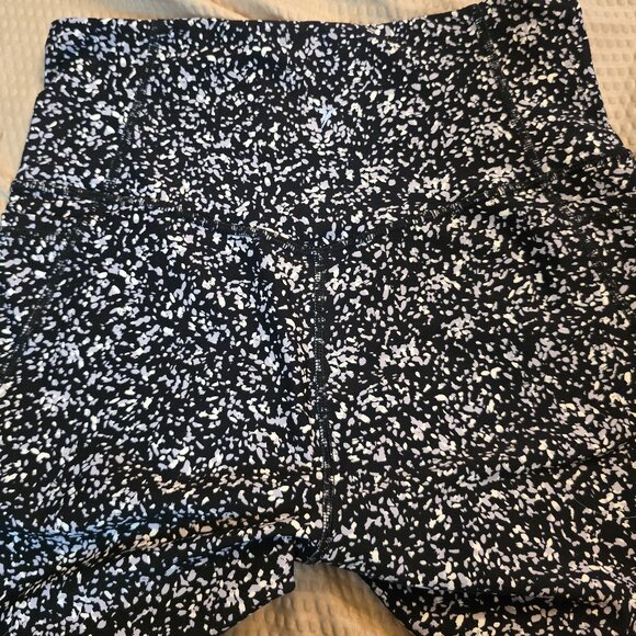 3 for $35   OLD NAVY Active Power Soft 7/8 Leggings sz M - Picture 3 of 8